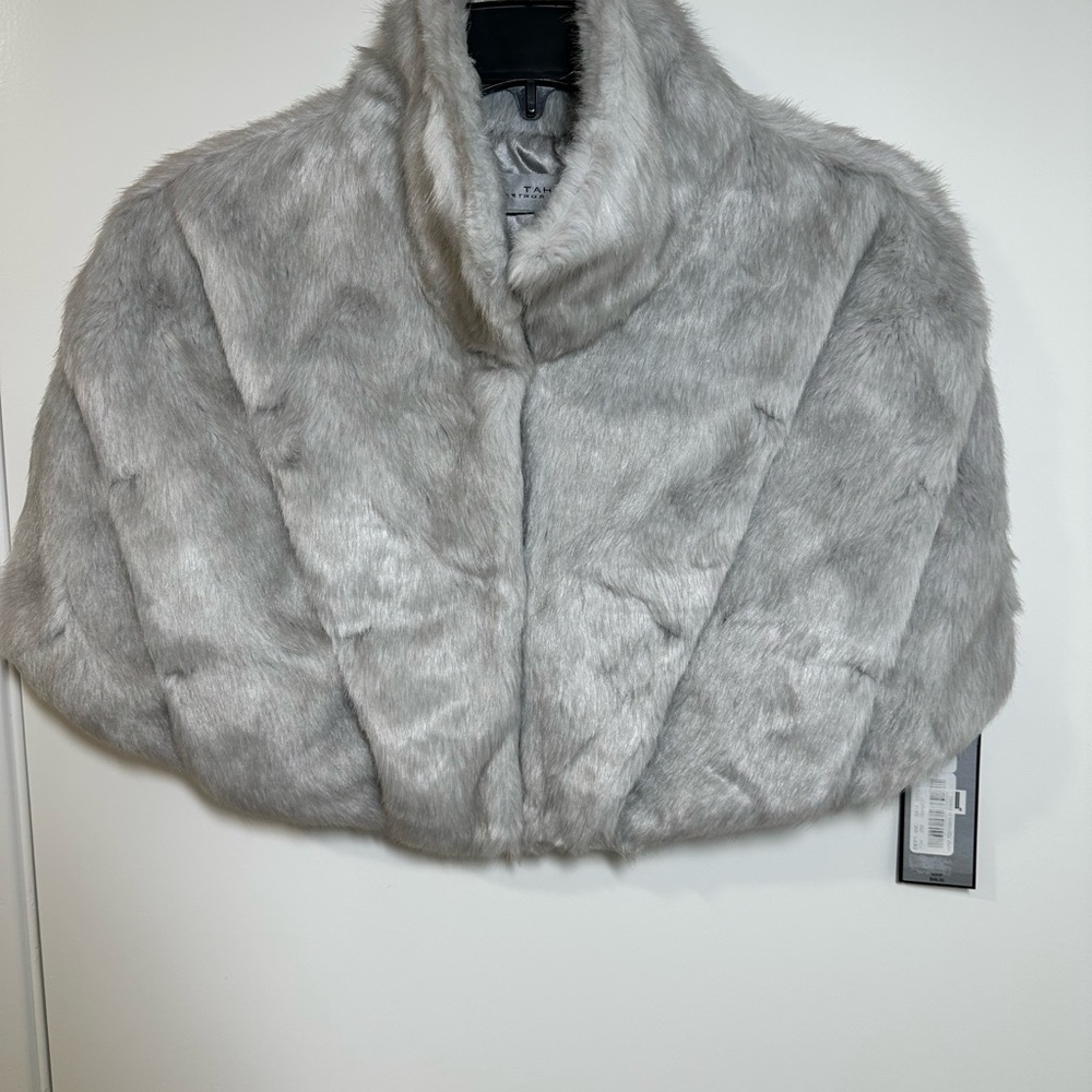 Tahari ASL Gray Faux Fur Cape with High Collar